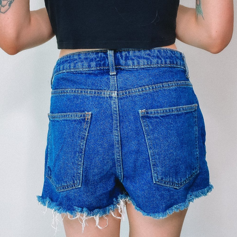 Forever21 Dark Wash High Waisted Jean Shorts